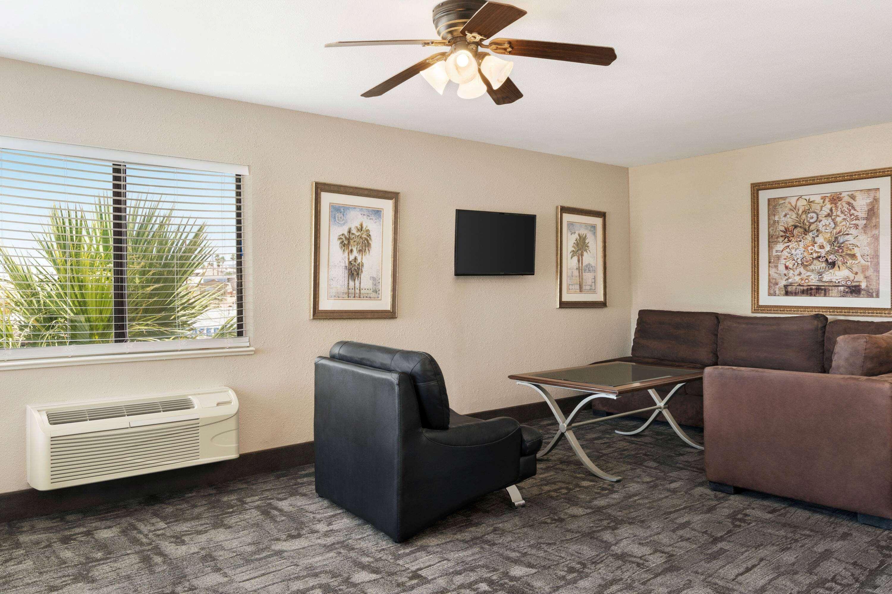 Travelodge By Wyndham Lake Havasu Lake Havasu City Εξωτερικό φωτογραφία