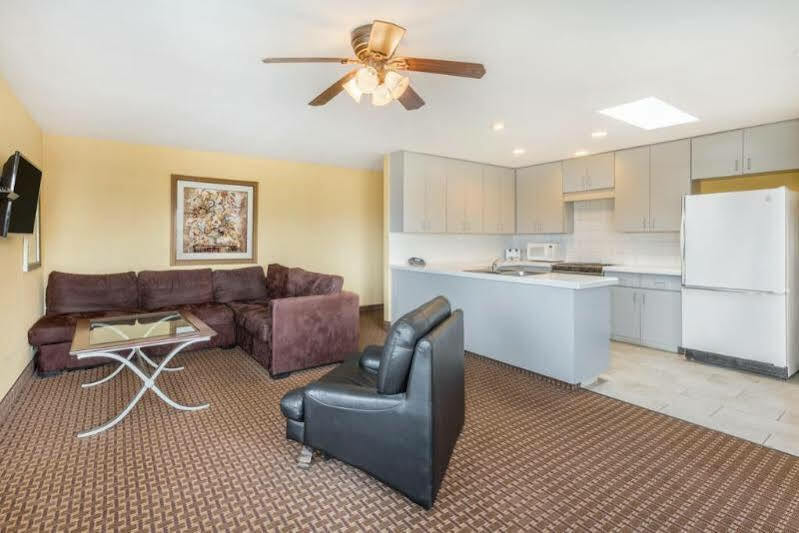 Travelodge By Wyndham Lake Havasu Lake Havasu City Εξωτερικό φωτογραφία
